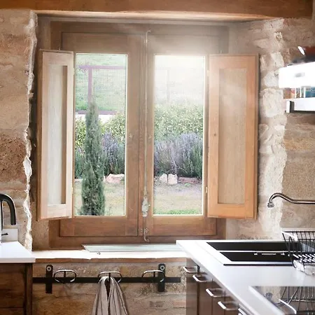 Feliu, Masia Stone House, And Ground-floor Apartment, Sant Daniel-girona *